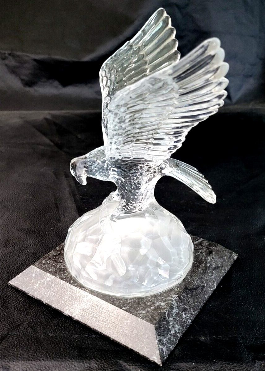 Cristal d\'Arques Lead Crystal American Bald Eagle Figurine. 8.5 \