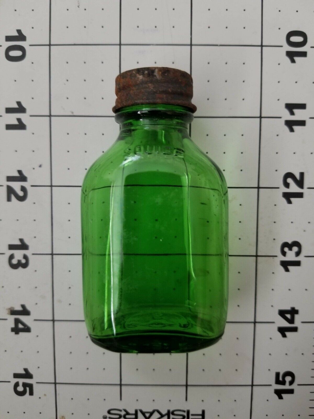 VINTAGE 1930s Squibb Aspirin Green Glass Medicine Bottle with Cap (item5)