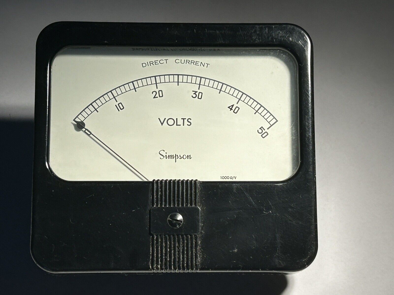 Vintage Simpson M-7981 50 Volt DC Meter