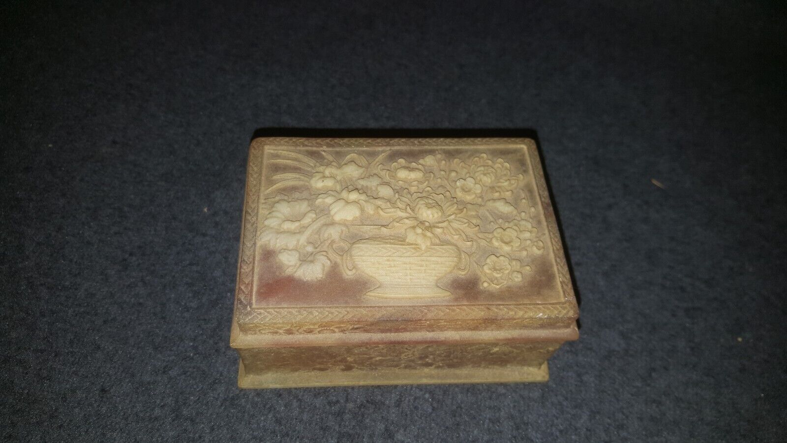 Vintage INCOLAY Stone  With  White Flower Relief Hinged Trinket Jewelry Box