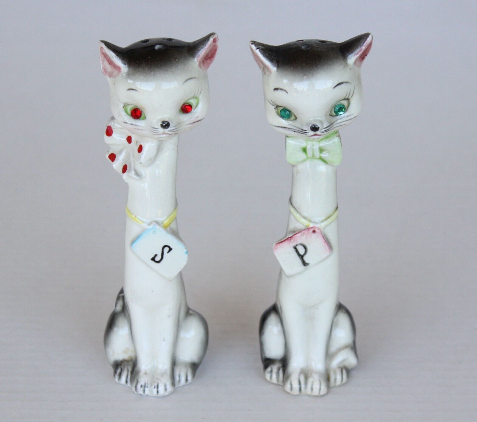Vintage Anthropomorphic Victoria Ceramics Siamese Cats Salt Pepper Shakers Japan