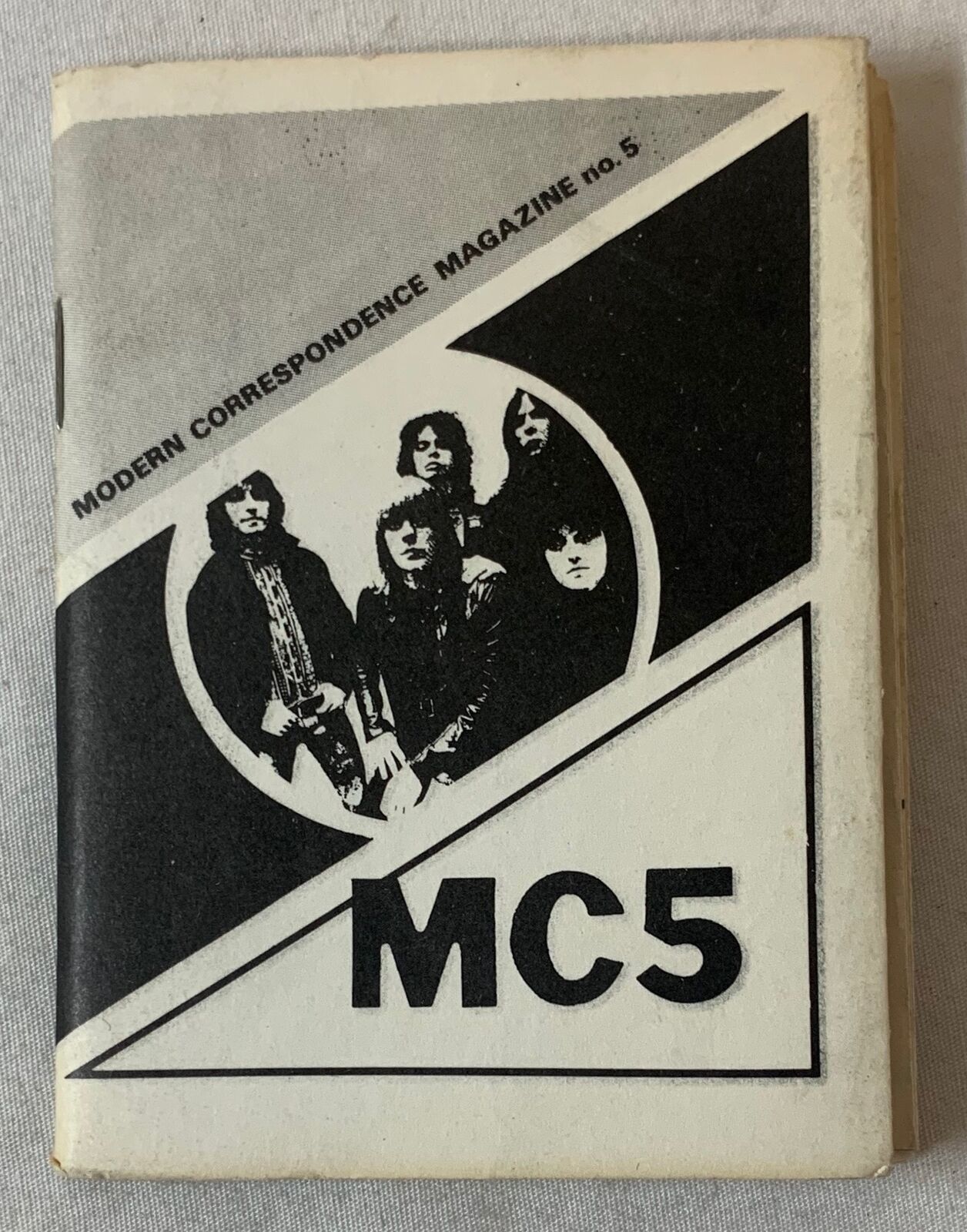 scarce 1976 mini comic/zine ~ MODERN CORRESPONDENCE MAGAZINE #5 ~ MC5 cover