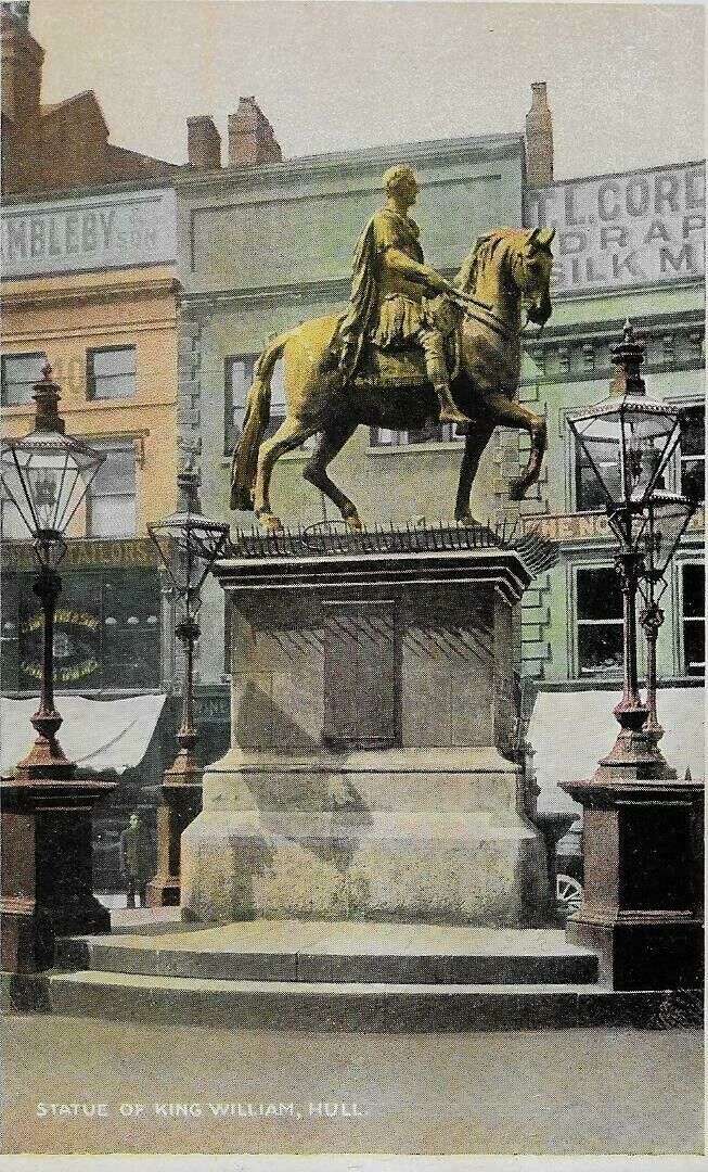 STATUE OF KING WILLIAM - HULL
