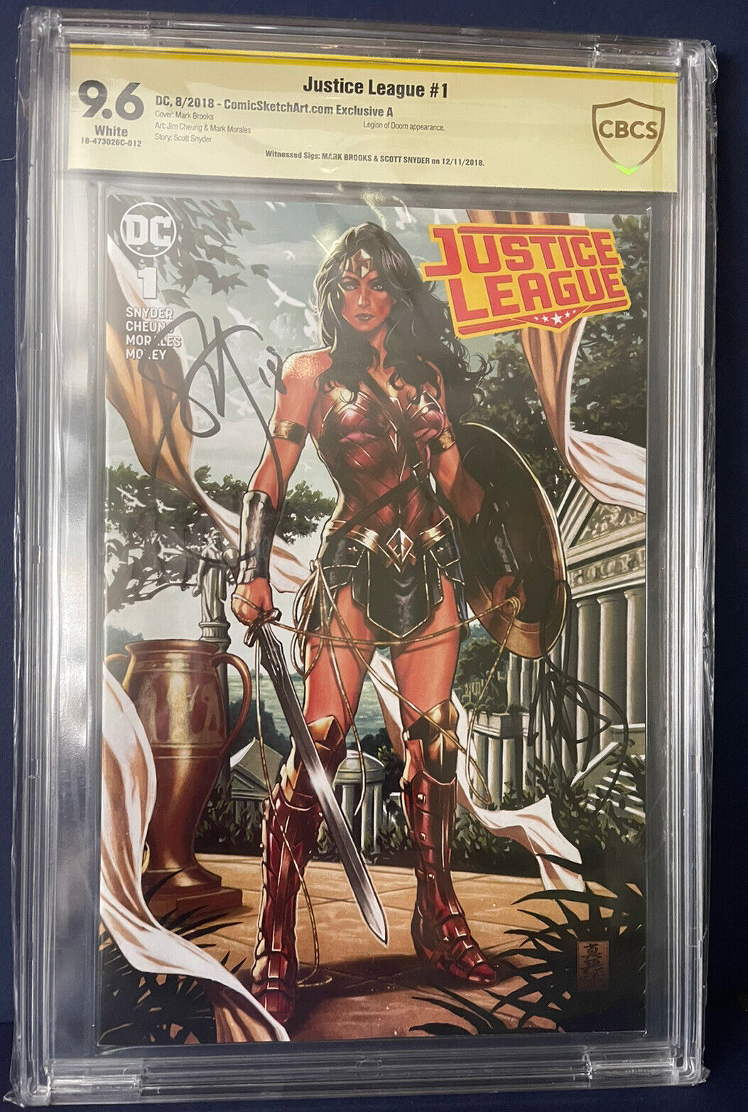 Justice League #1 2018 Wonder Woman Variant A CBCS 9.6 Dual Signed Brooks Snyder