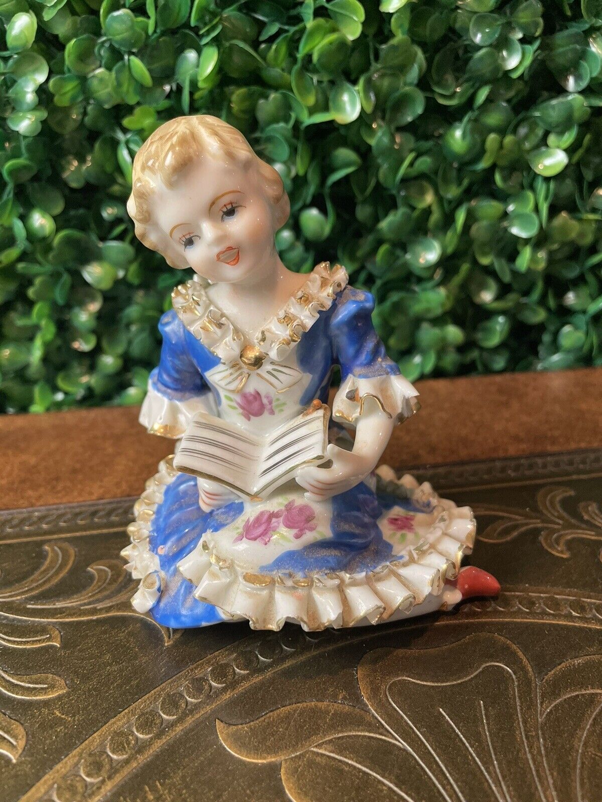 Porcelain Victorian Girl Reading, Ruffled Dress Vtg