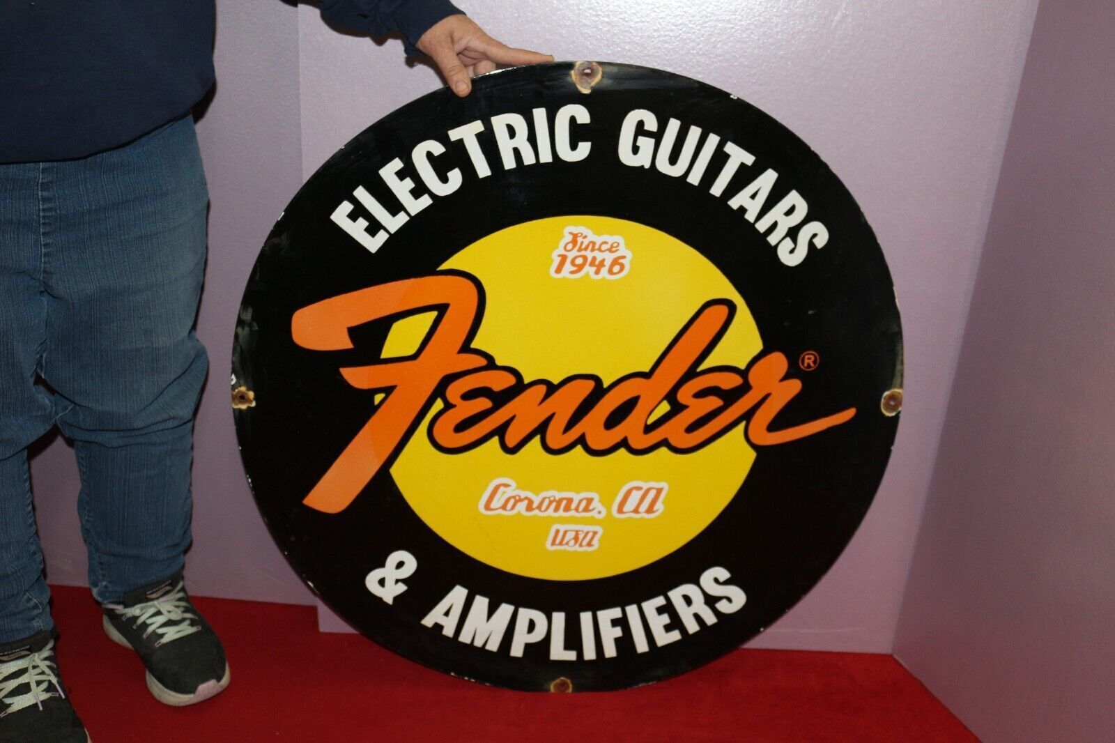 Large Fender Electric Guitars & Amplifiers Music Store 30\