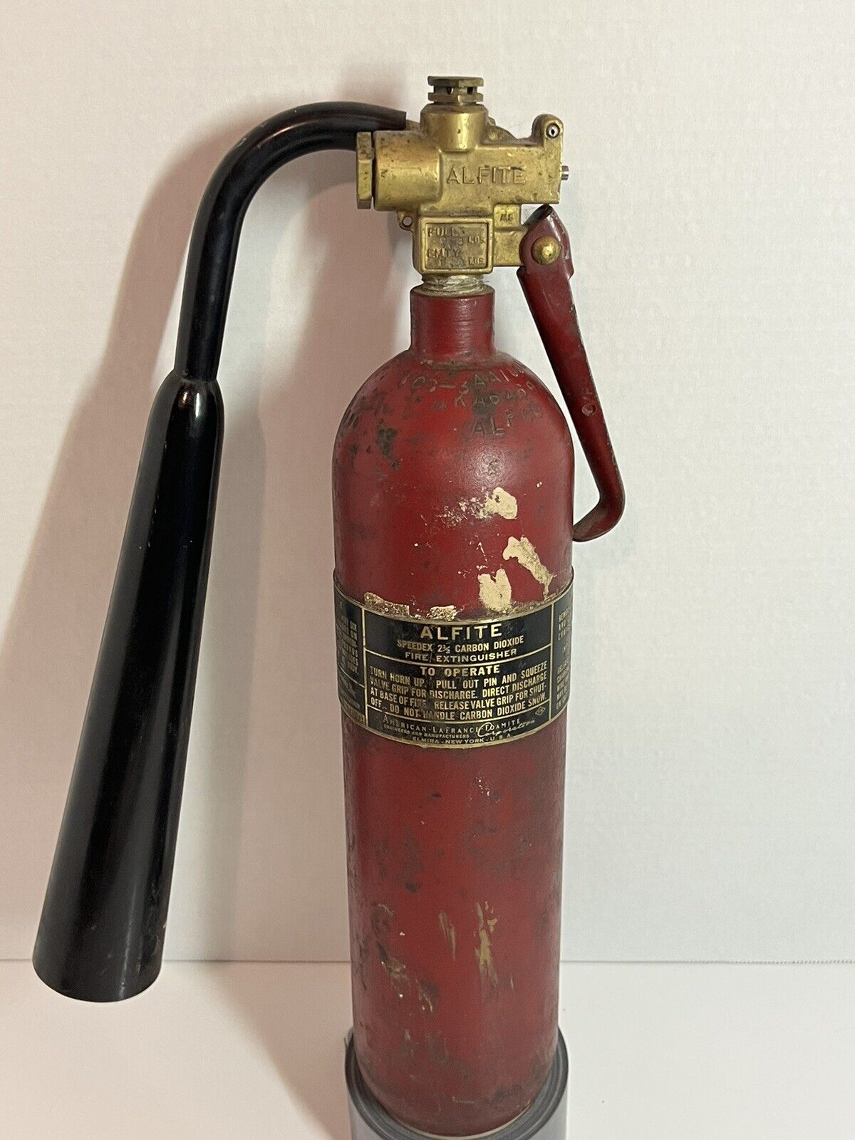 Antique Vintage Heavy ALFITE Fire Extinguisher Carbon Dioxide Empty U.S.A.