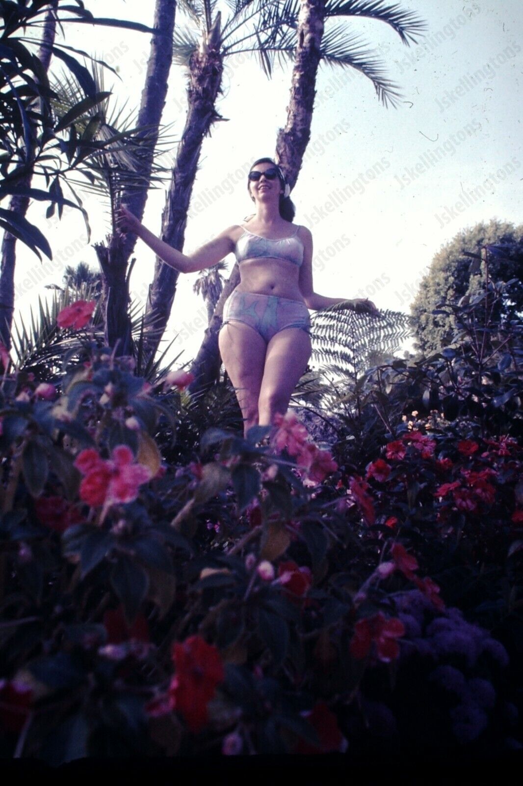 1967 candid of woman in bikini Original 35mm SLIDE Hh16
