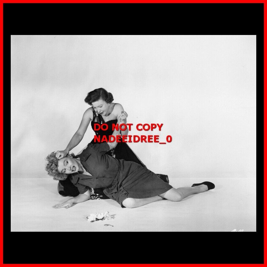 MARILYN MONROE FIGHTS WITH LURENE TUTTLE 1952 DON'T BOTHER 8X10 PHOTO