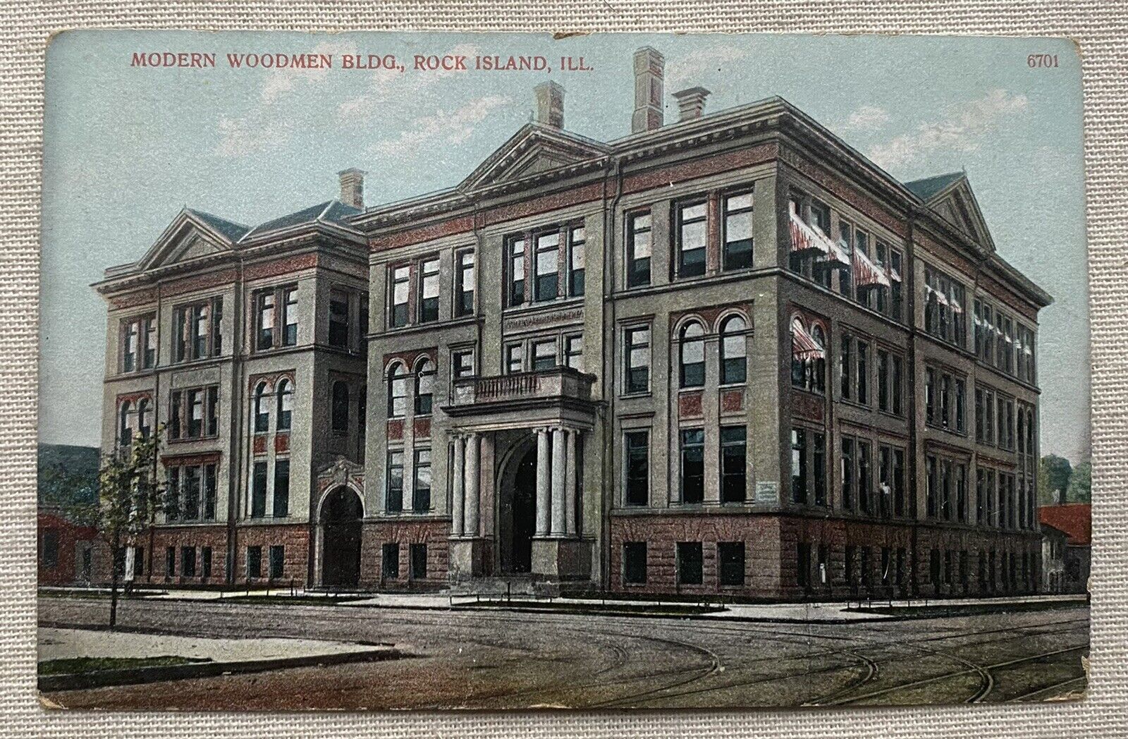 Modern Woodman Building, Rock Island, Illinois, Vintage Postcard
