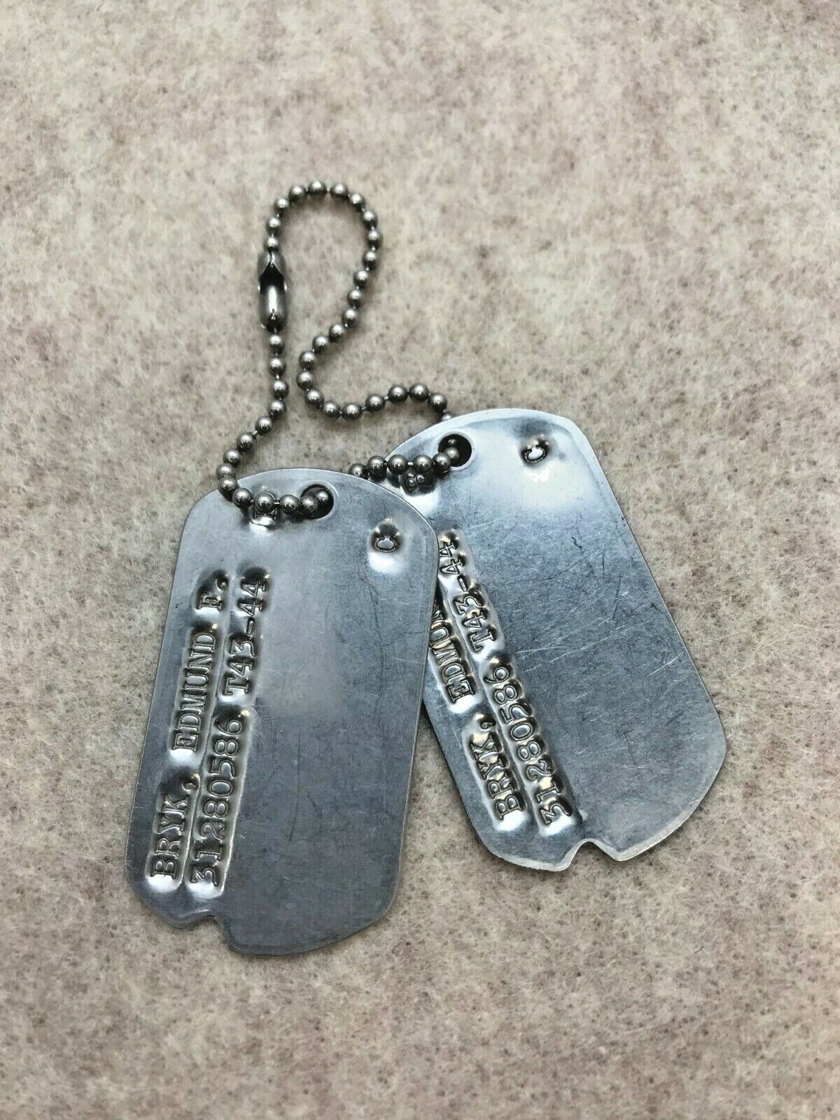 RARE WW2 ERA SOLDIER DOG TAGS  - ID TO SOLDIER BRYK - SOLDIER TAGS