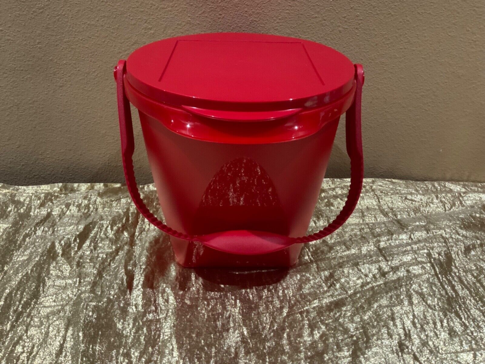New UNIQUE Beautiful Round Tupperware Bucket/Container 5L Candy Apple Red Color