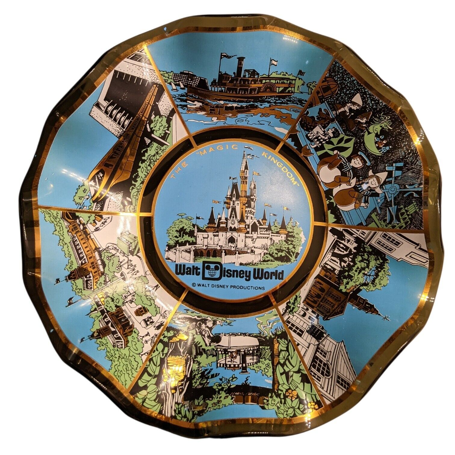 Vintage Walt Disney World “ The Magic Kingdom” Souvenir Glass Candy Dish 1970’s