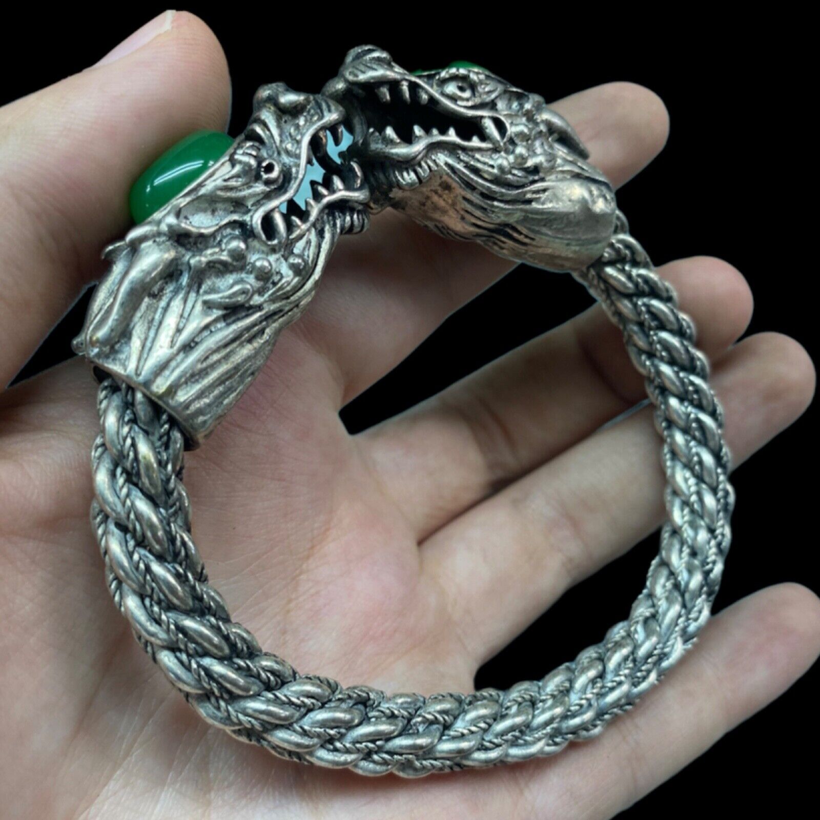 ANCIENT VIKING TWISTED DRAGON SILVER BRACELET WITH JADE STONE