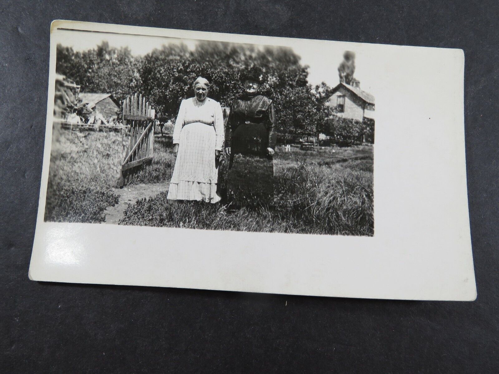 1914 Antique Postcard RPPC Elderly Women Big Hat  In Dresses Homestead B883