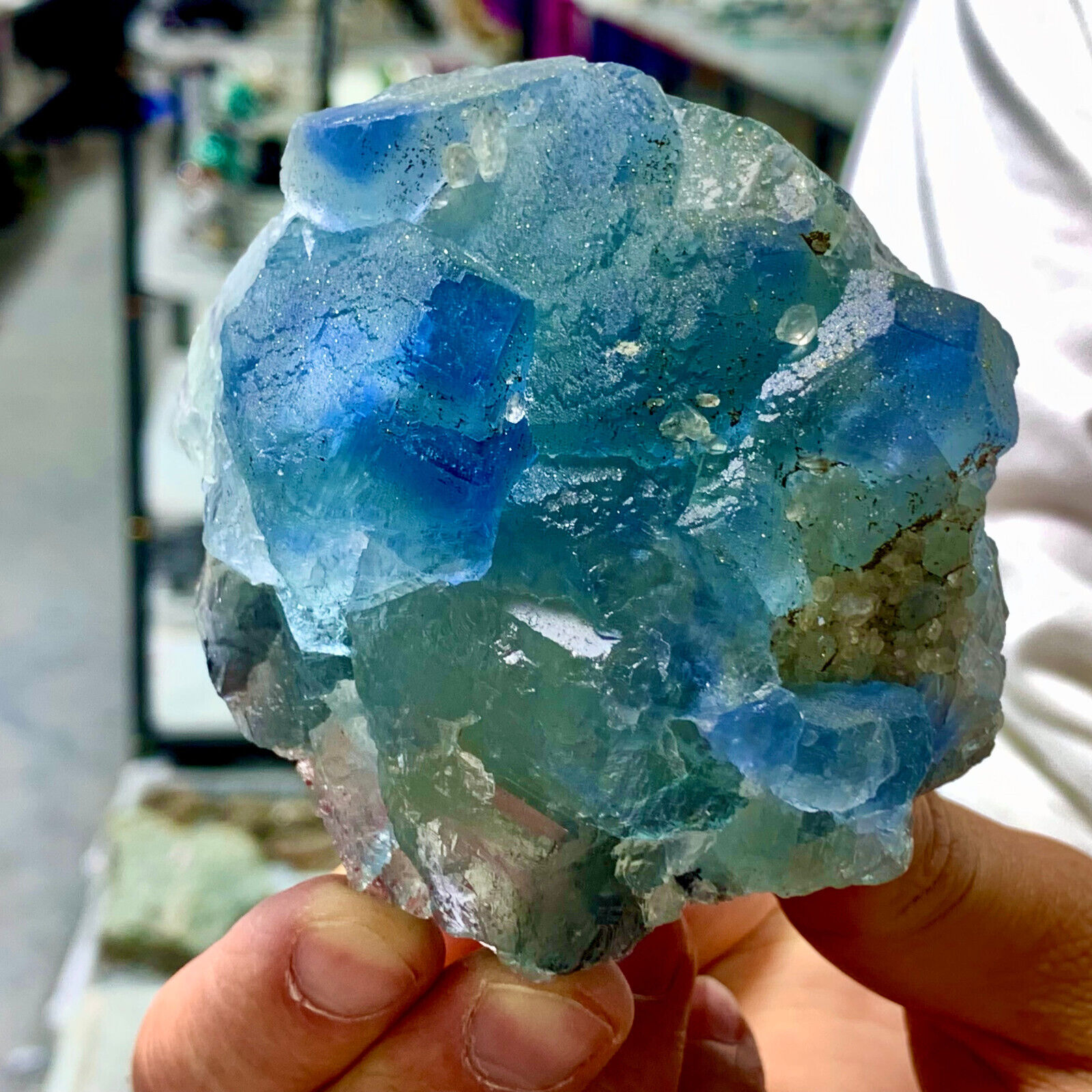 483G Rare transparent blue cubic fluorite mineral crystal sample / China