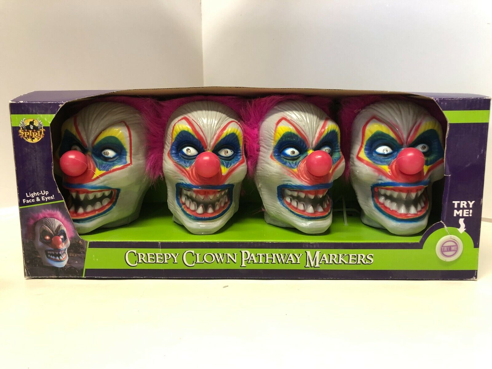SPIRIT HALLOWEEN 4-SET LED CREPPY CLOWN PATHWAY MARKERS YARD DECOR WITH SOUND 