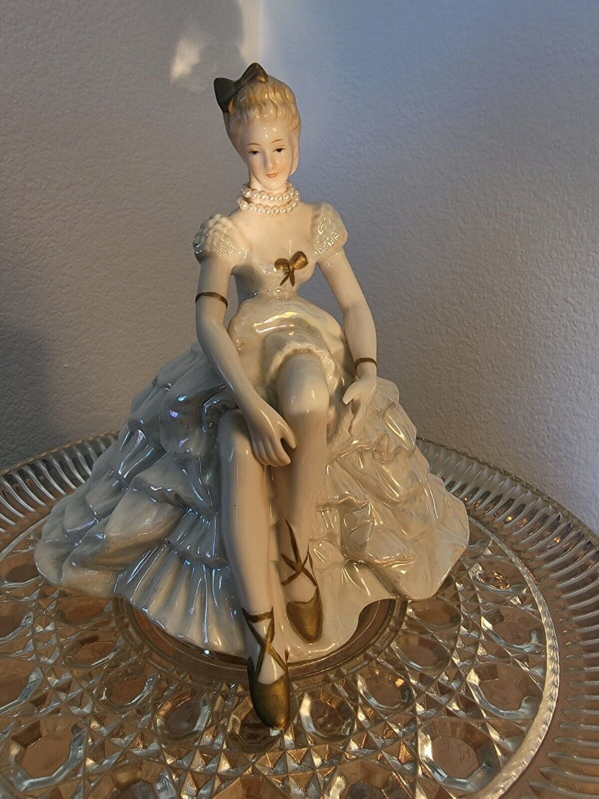 Vintage Leonard Collection Lady Figurine