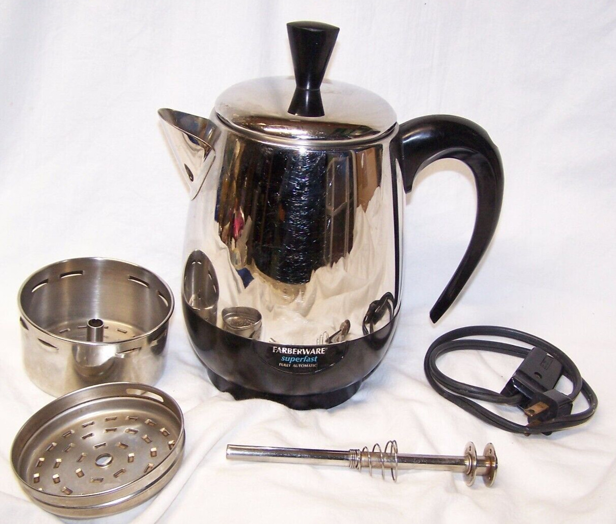 Farberware Superfast 4 Cup Electric Coffee Percolator FCP240A  EXUC CLEAN