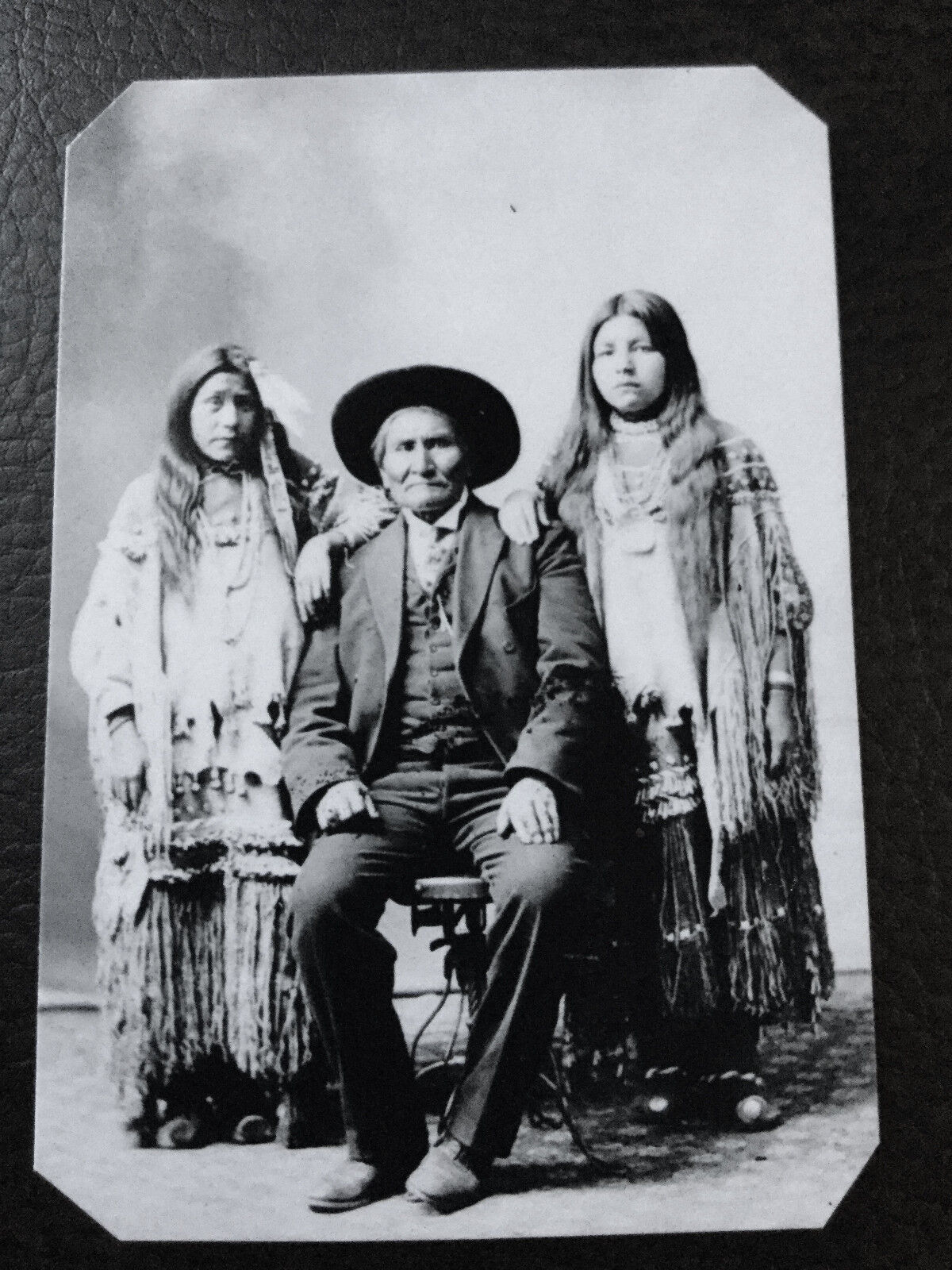 Geronemo Apache Leader With His Two Nieces tintype C950RP