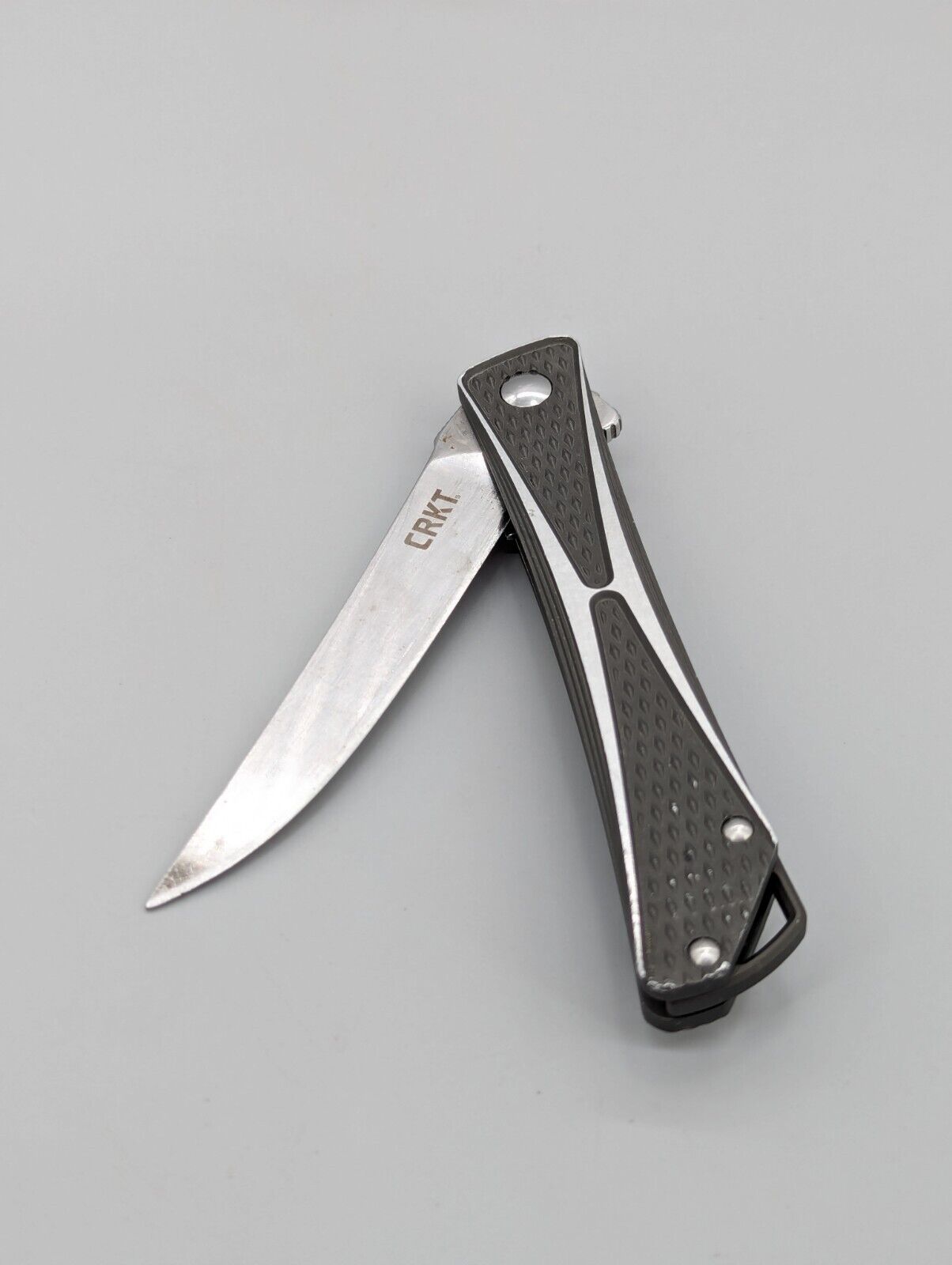 Crossbones CRKT 7530 Pocketknife Park Design Two Tone Silver Liner Lock Knife