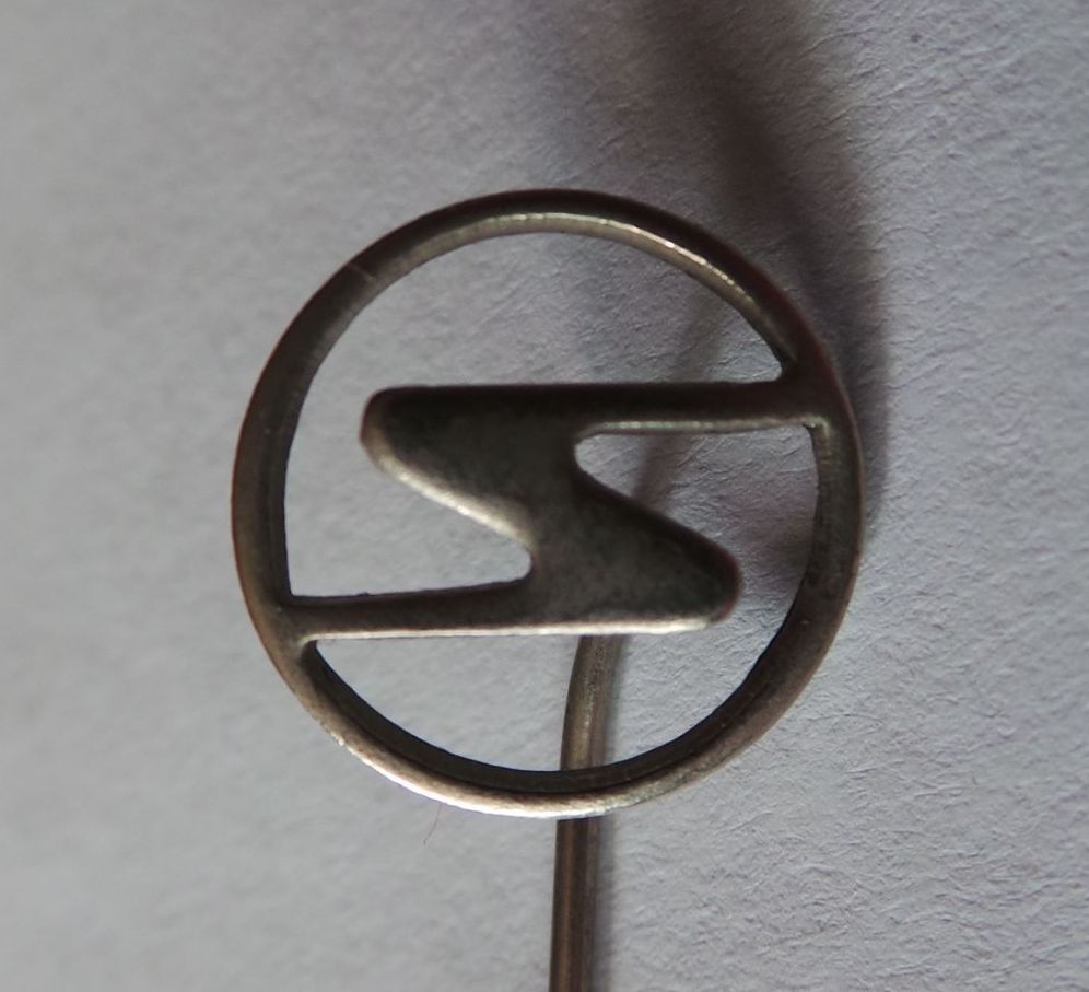 Antique VEB Sachsenring Trabant Trabbi East German GDR Car Logo Pin Badge  US1