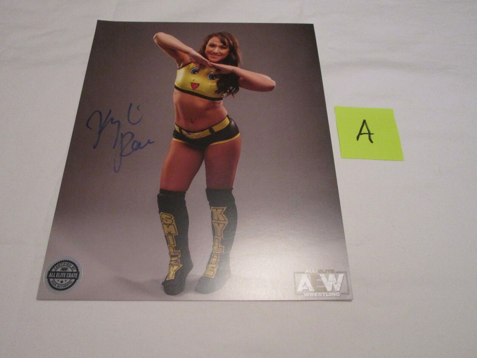 Pro Wrestling Crate Signed Autograph 8X10 Photo Print Kylie Rae AEW A Damaged