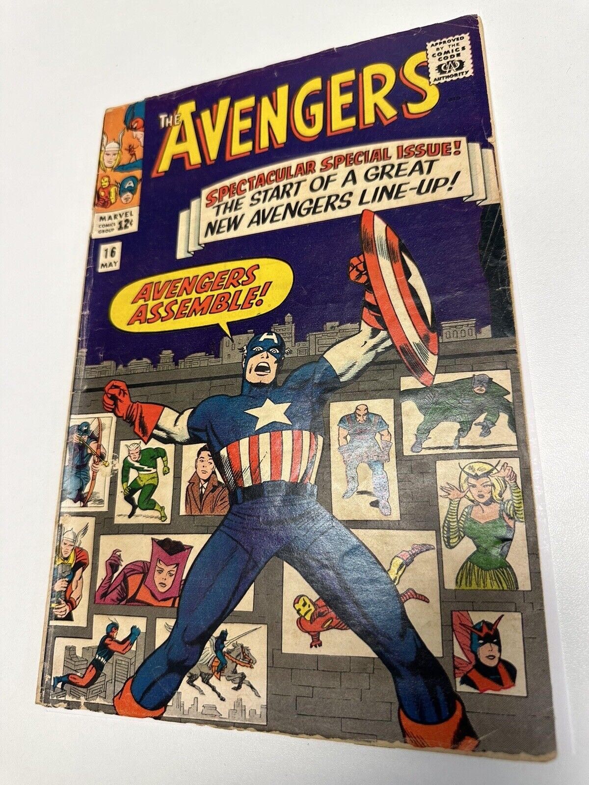 Avengers 16 (Marvel, 1965) Mid to Low Grade; Hawkeye Scarlet Witch Quicksilver