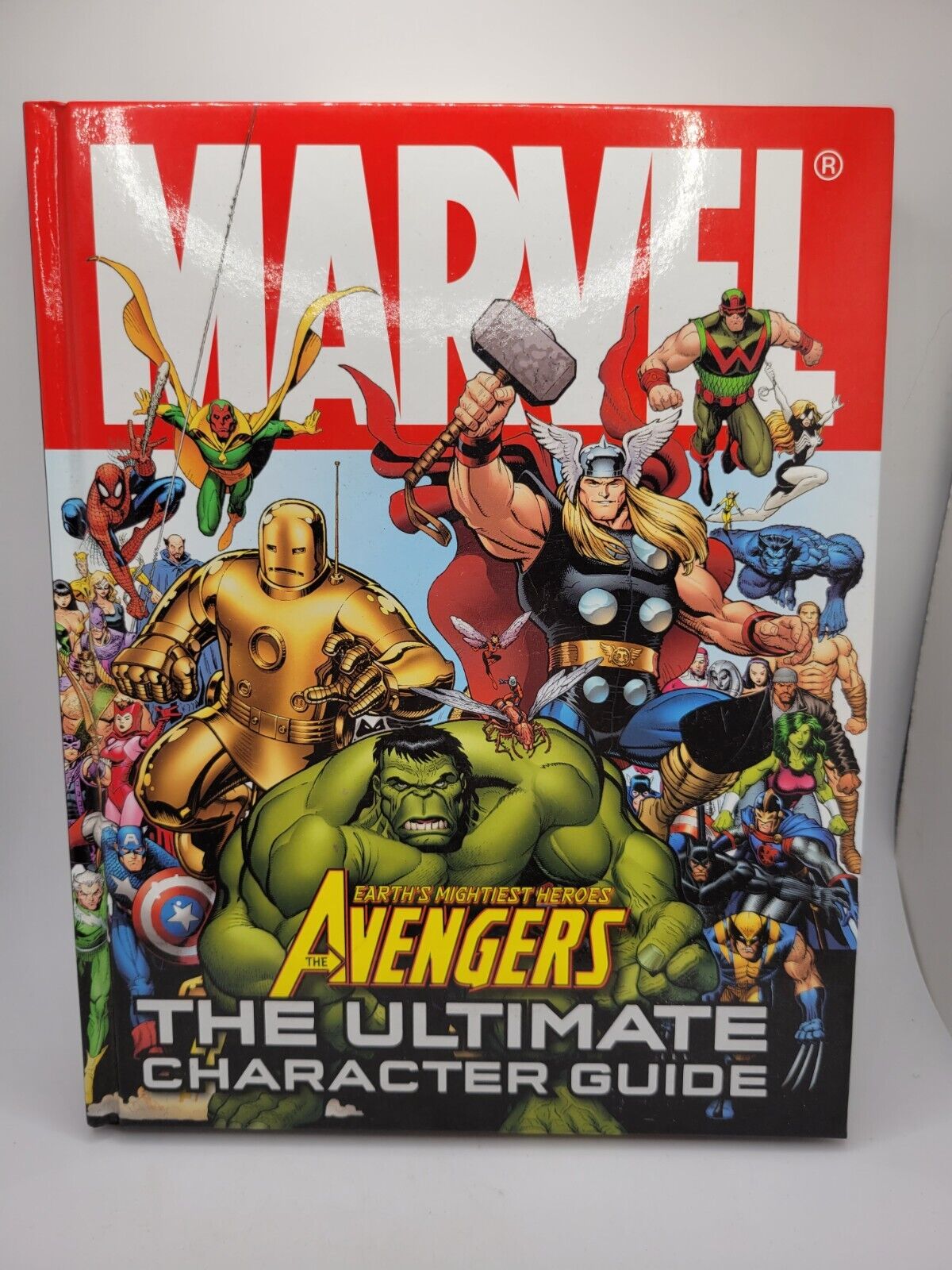 MARVEL AVENGERS: THE ULTIMATE CHARACTER GUIDE 2010 DK hardcover book
