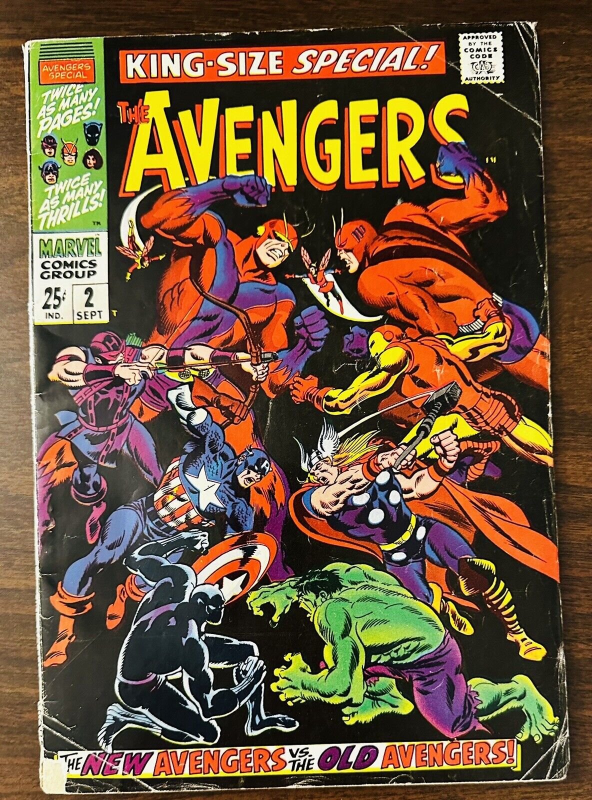 THE AVENGERS KING-SIZE SPECIAL / ANNUAL #2 (VG) SILVER AGE NEW VS. OLD AVENGERS