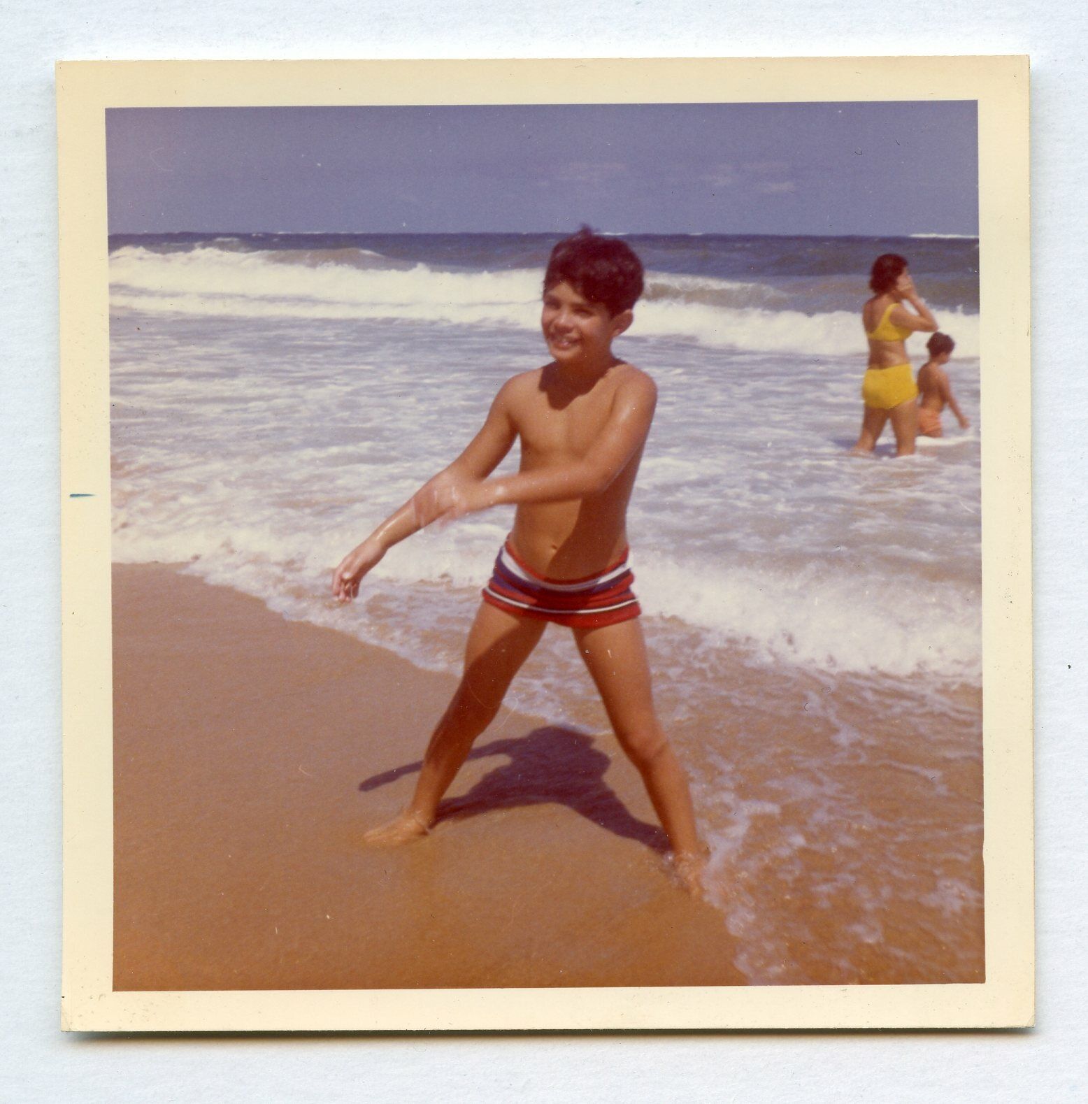 # 1 VINTAGE PHOTO SWIMSUIT BOY ON THE BEACH  COLOR  SNAPSHOT 