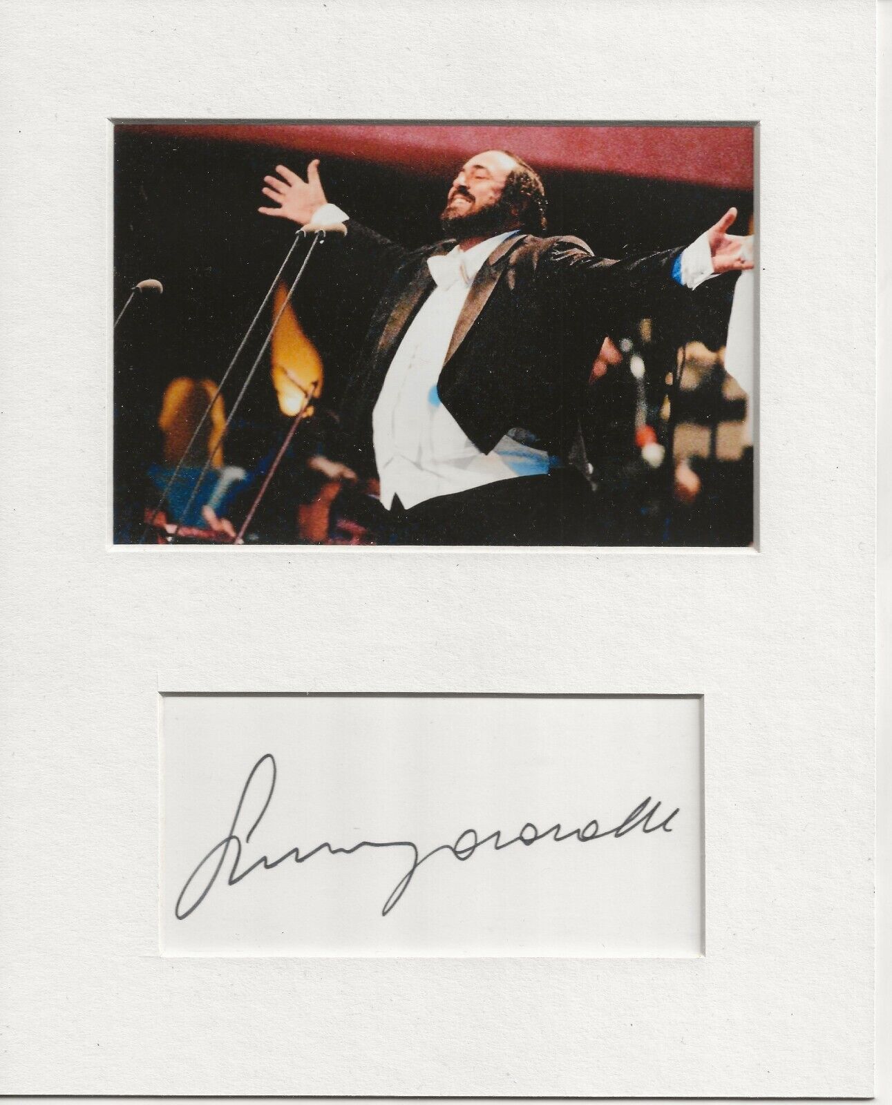 Luciano Pavarotti music signed genuine authentic autograph UACC RD AFTAL COA