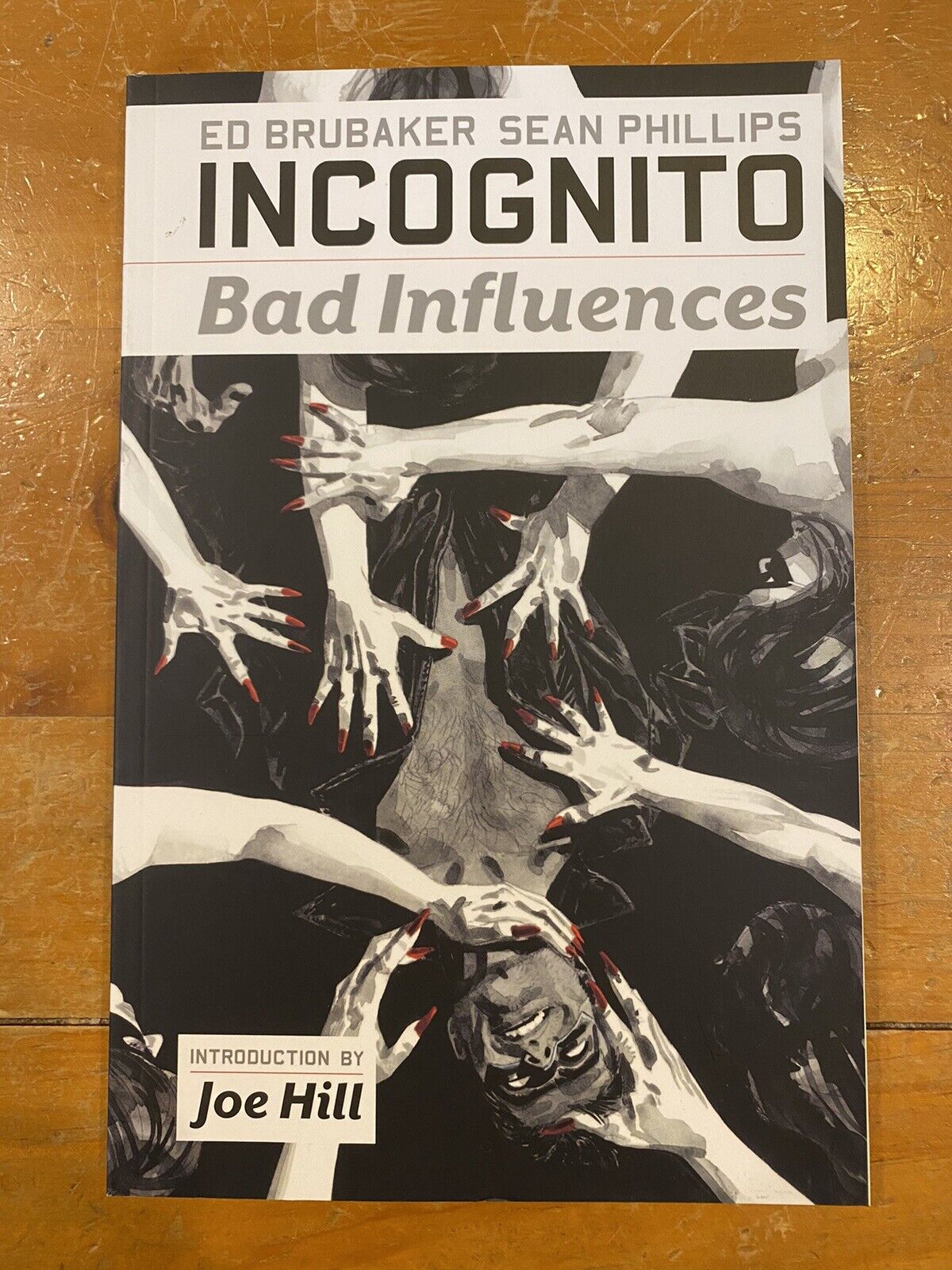 Incognito: Bad Influences (Marvel/Icon 2011) by Brubaker & Phillips