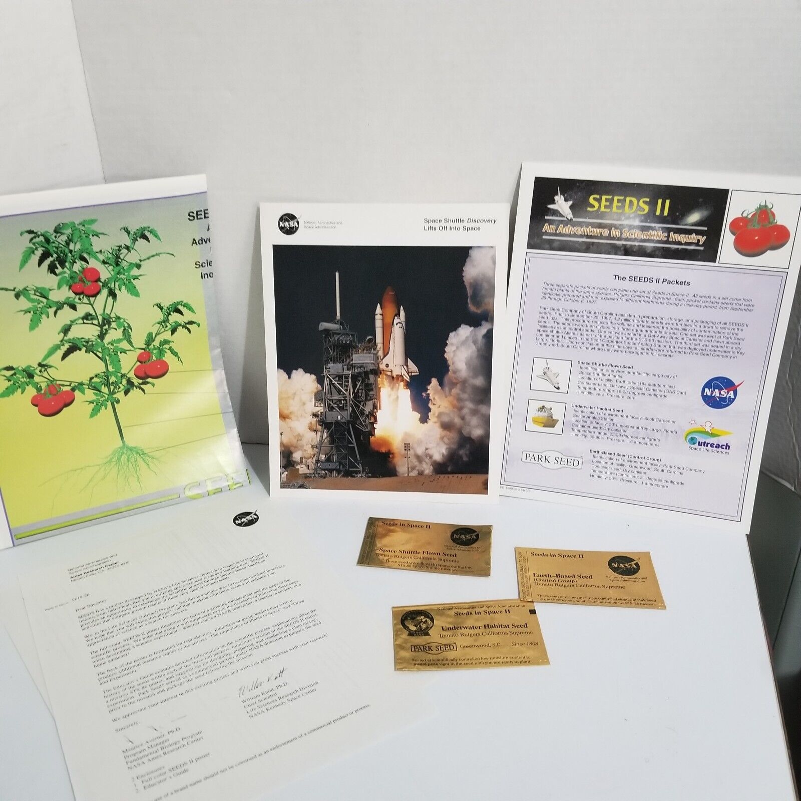 Shuttle ATLANTIS Outer Space Flown Tomato Seeds NASA Science Experiment Vintage
