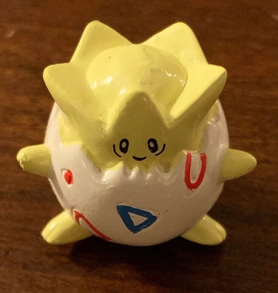 VINTAGE Pokemon MINIATURE FIGURINE  Togepi 3/4 Inch Maybe From Playset