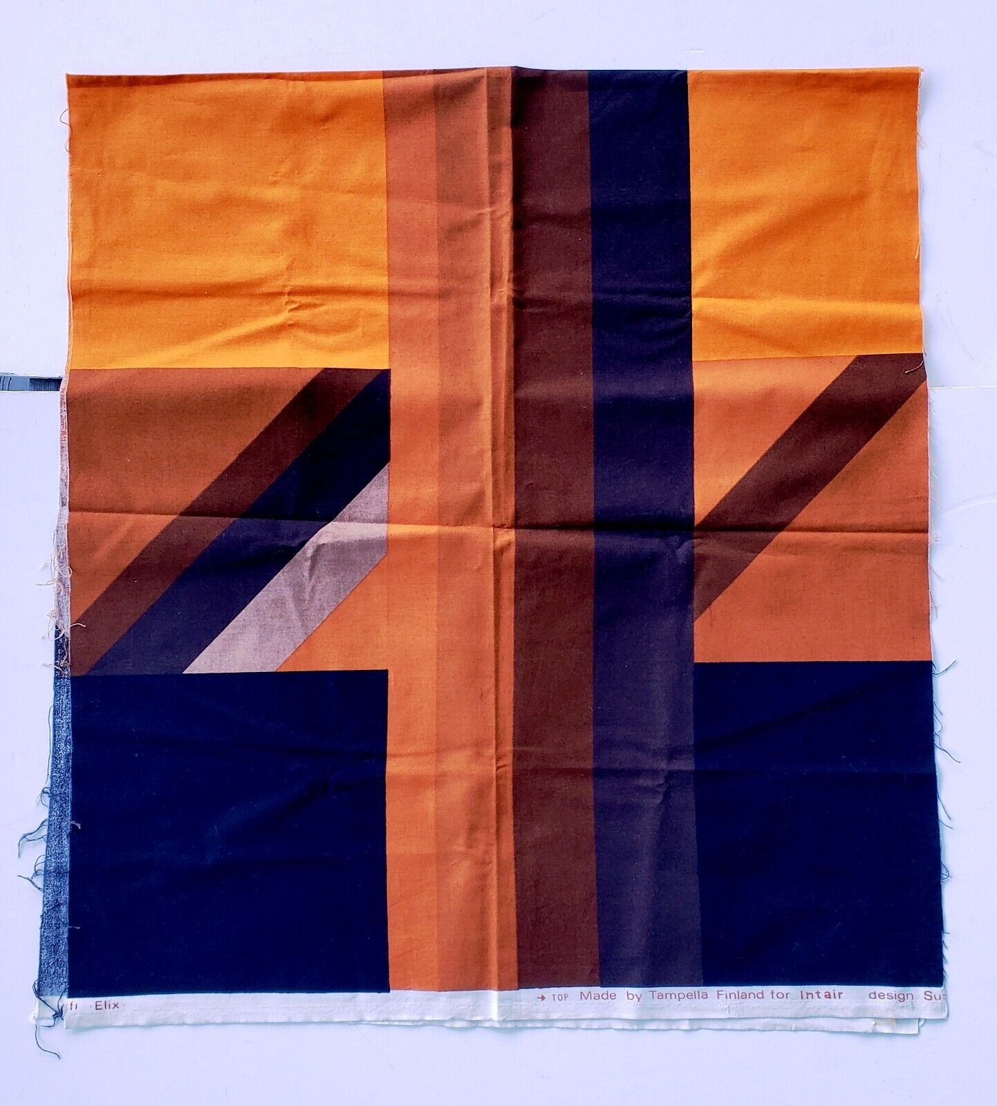 Vintage Mod 70\'s Tampella Finland Elix Fabric for Intair Susanne Gyorfi - 1 Yard