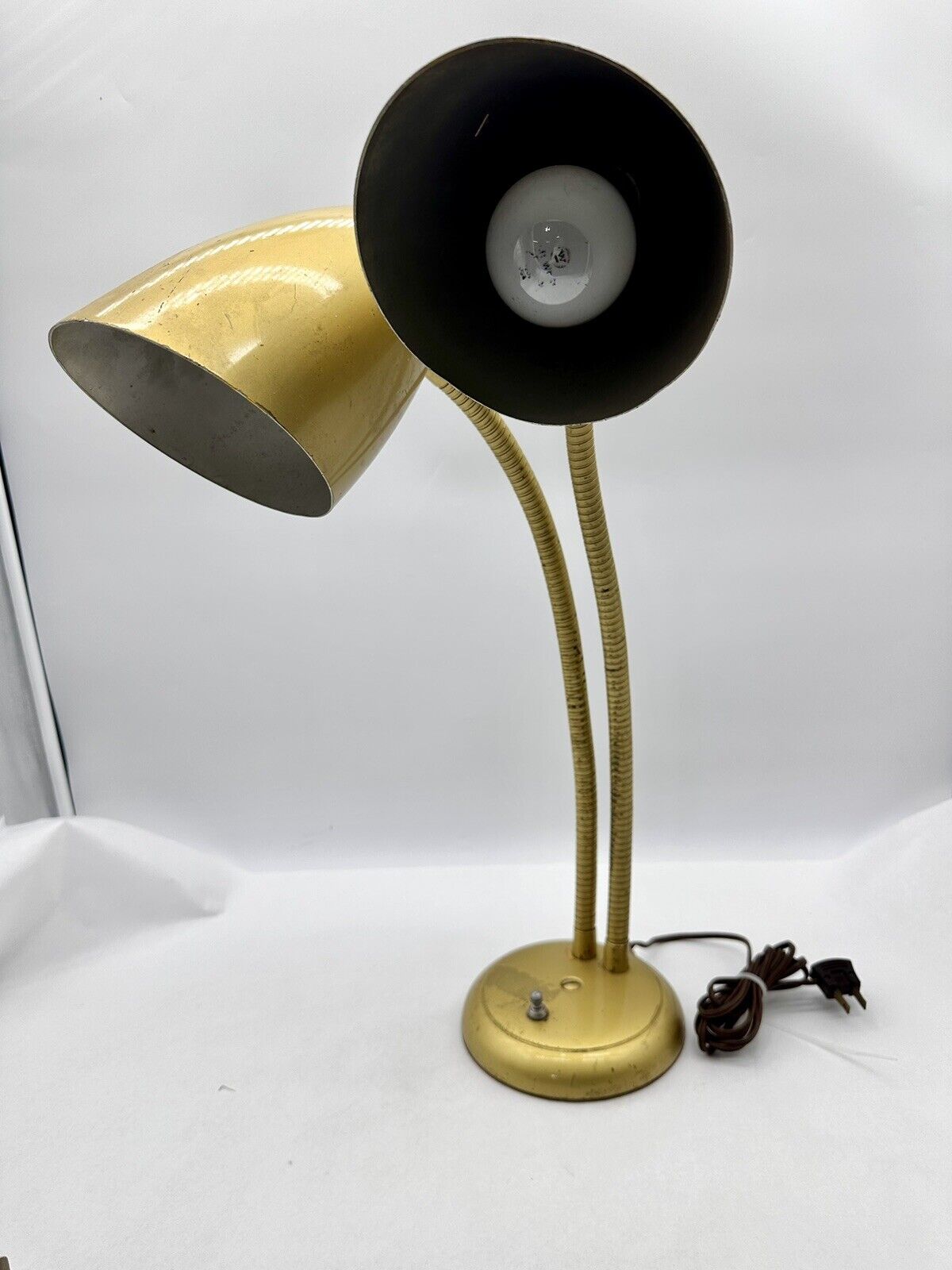 Vintage Amplex Swivelite Double Goose Neck Desk Lamp Metal Harvest Gold WORKS