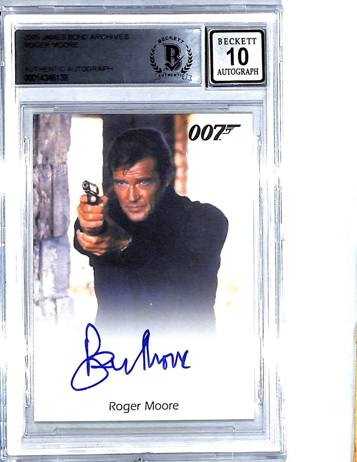 2009 James Bond 007 Rittenhouse ROGER MOORE Signed Auto Card Graded BAS 10 Slab