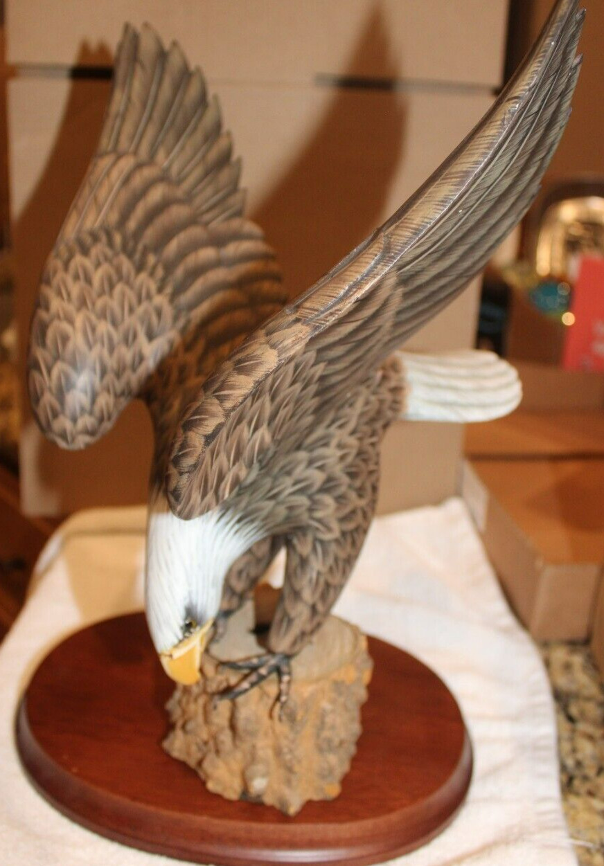 American Bald Eagle Figurine Carved In Wood - 13