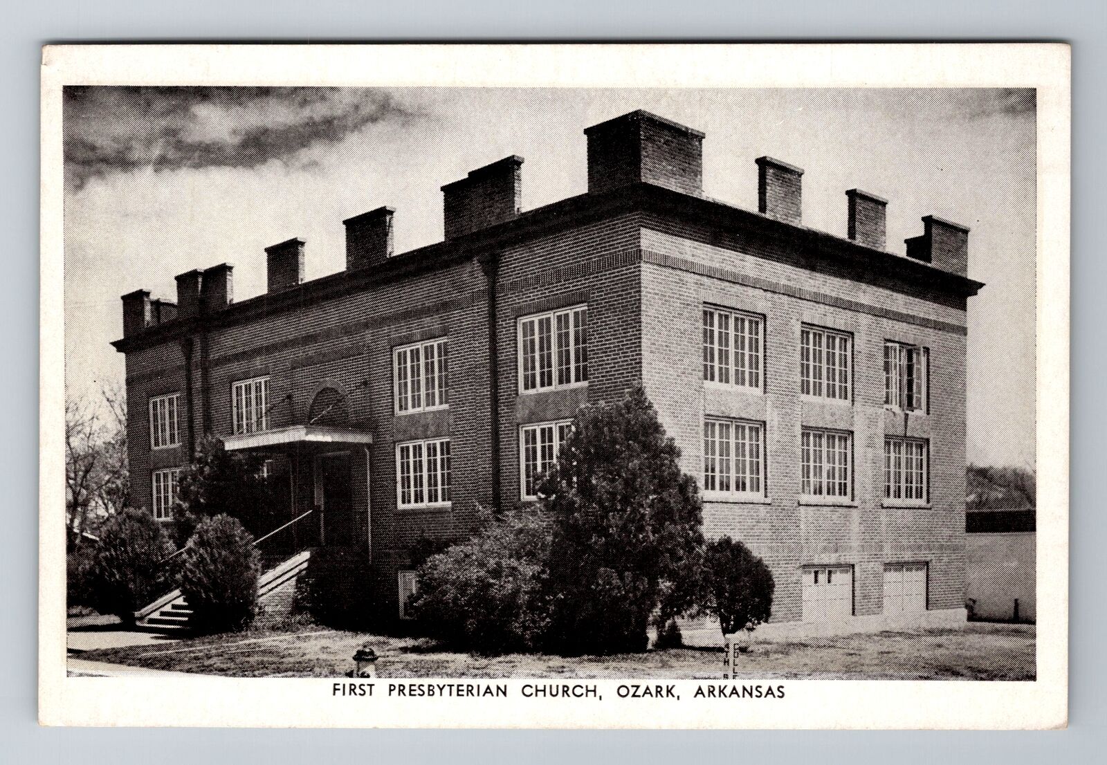 Ozark AR-Arkansas, First Presbyterian Church, Religion Antique Vintage Postcard