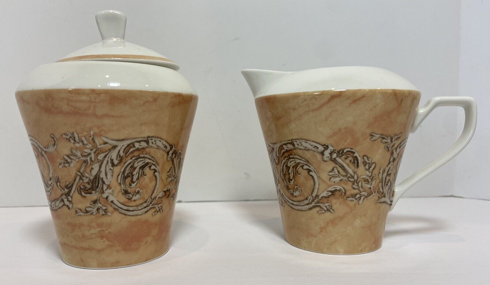 Venetian Scroll Sasaki Liora Manne Japanese Porcelain Sugar And Creamer Set MINT
