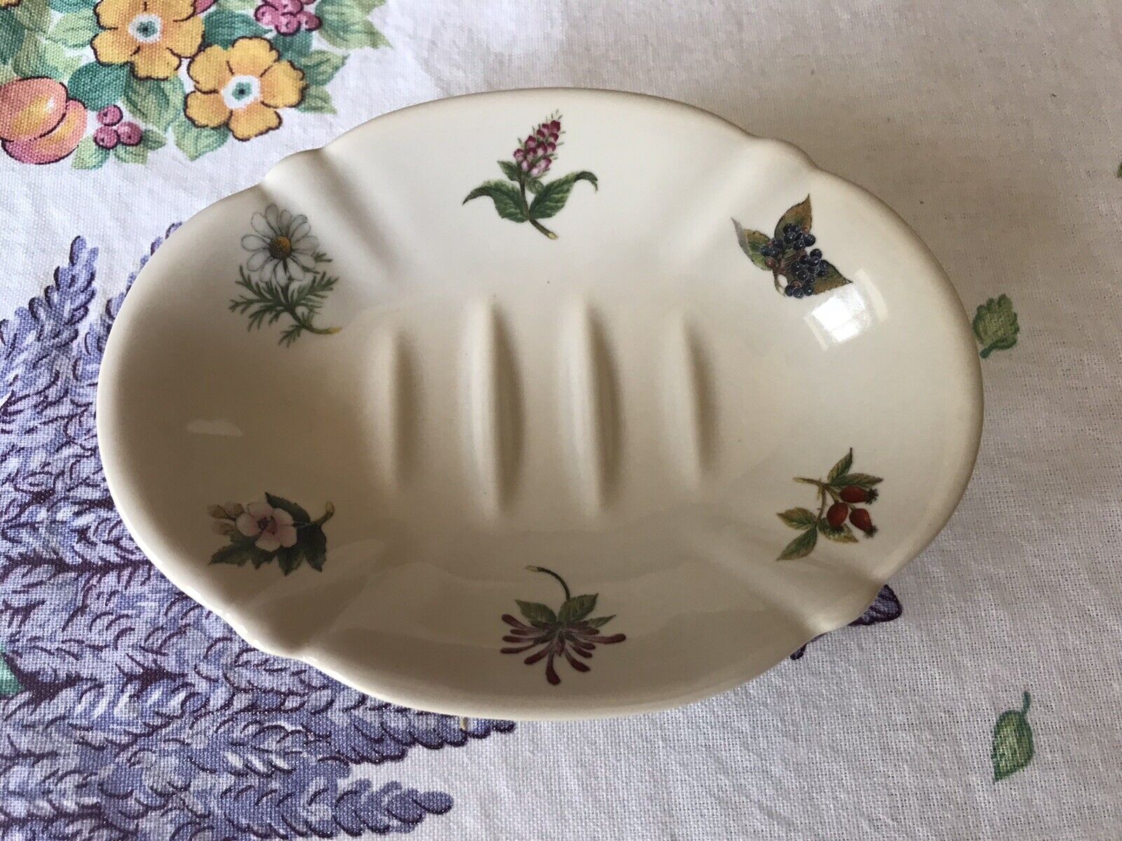 Crown Heritage England Soap Dish