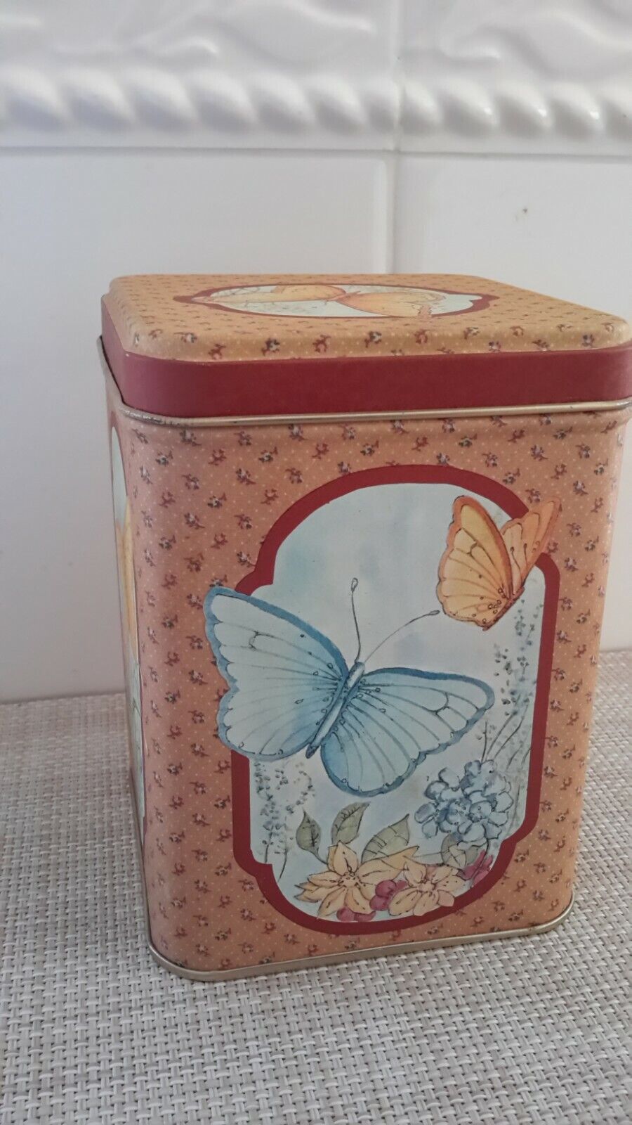 Vintage Butterfly Tin Box  PIC Princeton Industries Corp Indiana  Collectible