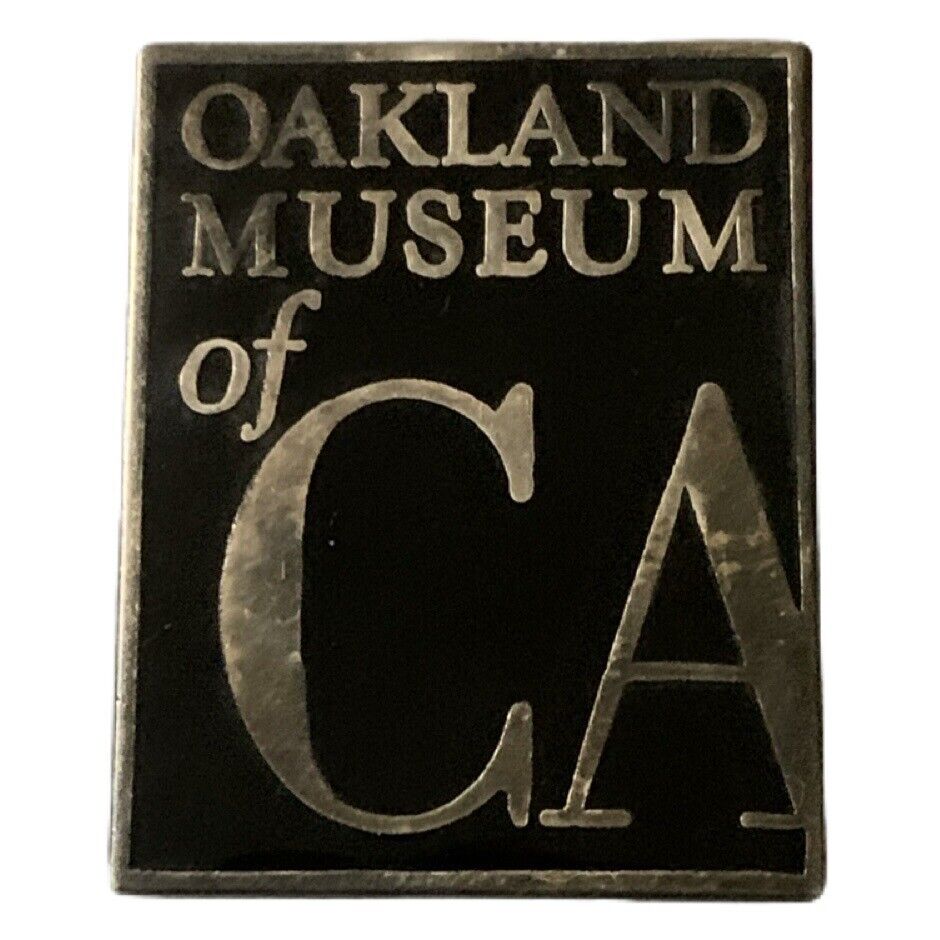 Vintage Oakland Museum of California Travel Souvenir Pin