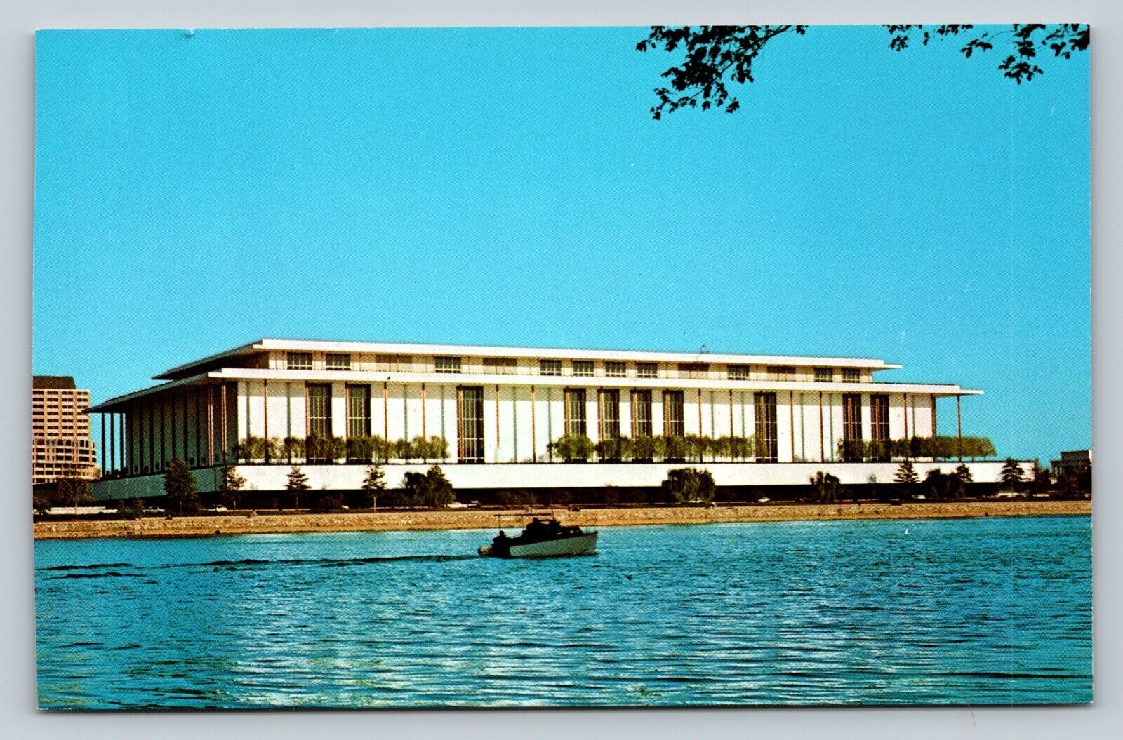 Memorial To President Kennedy WASHINGTON DC Boat Landscape VINTAGE Postcard