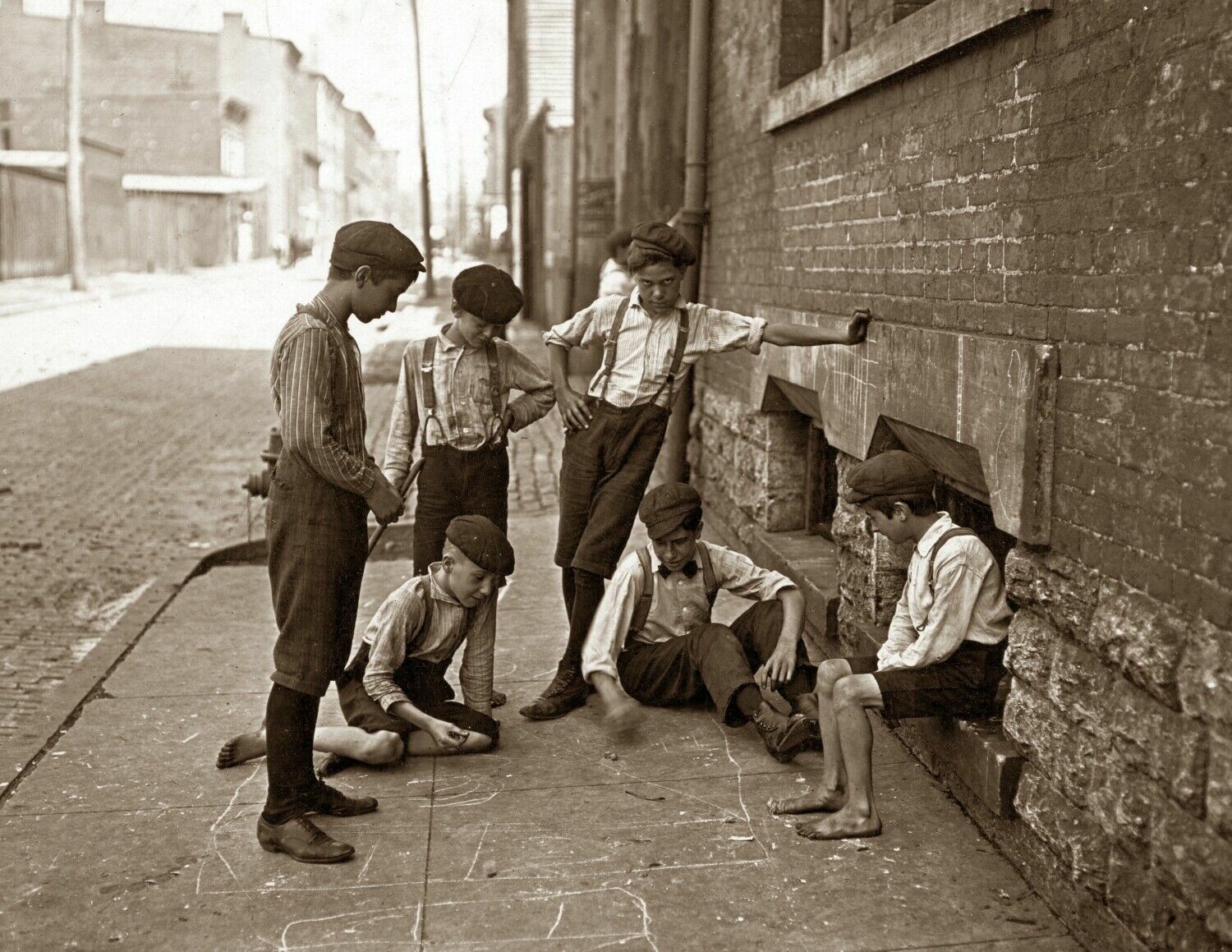 1908 Boys Playing Craps Cincinnati Ohio Old Vintage Photo 4