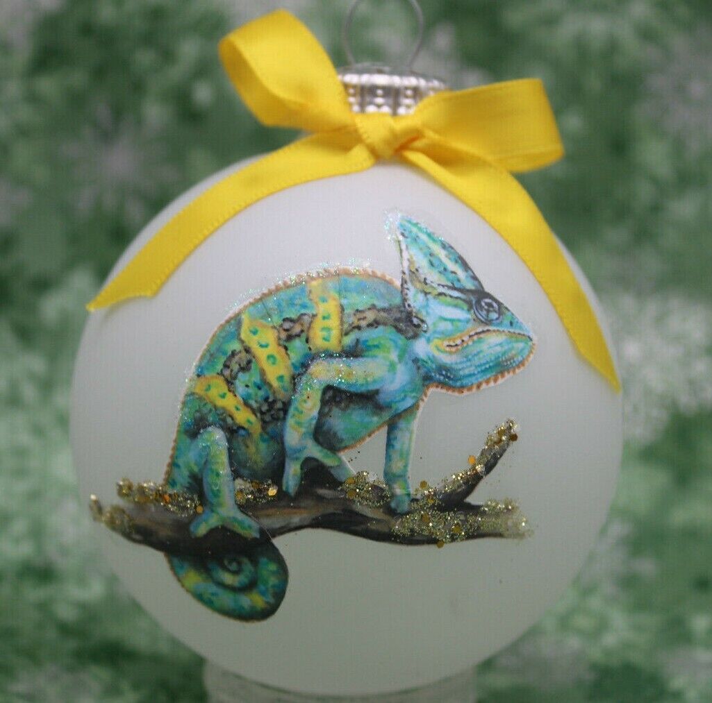 A039 Hand-made Christmas Ornament exotic pet reptile veiled chameleon male