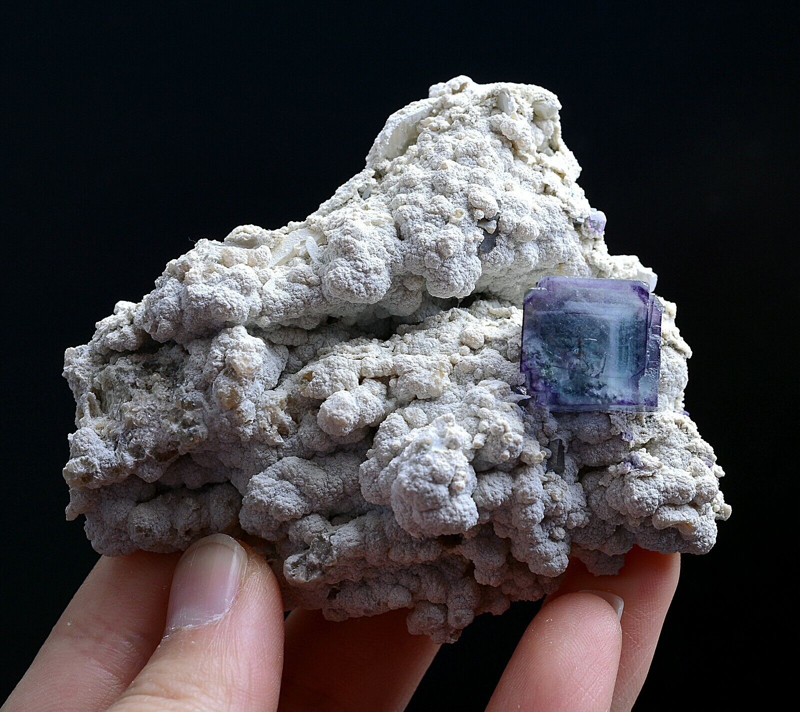 124g Natural Phantom Purple Cube Fluorite Mineral Specimen/ Yaogangxian  China