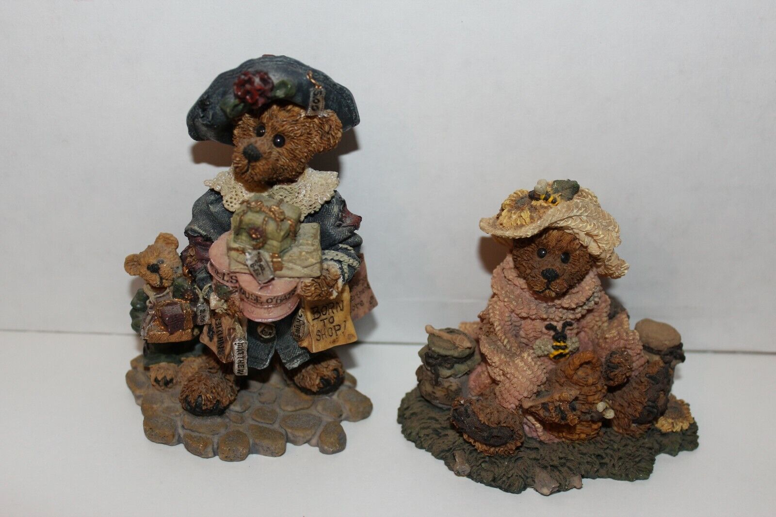 Boyds Bears Figurines #228306 Grace and Jonathan, and #2260 Bailey...Honey Bear