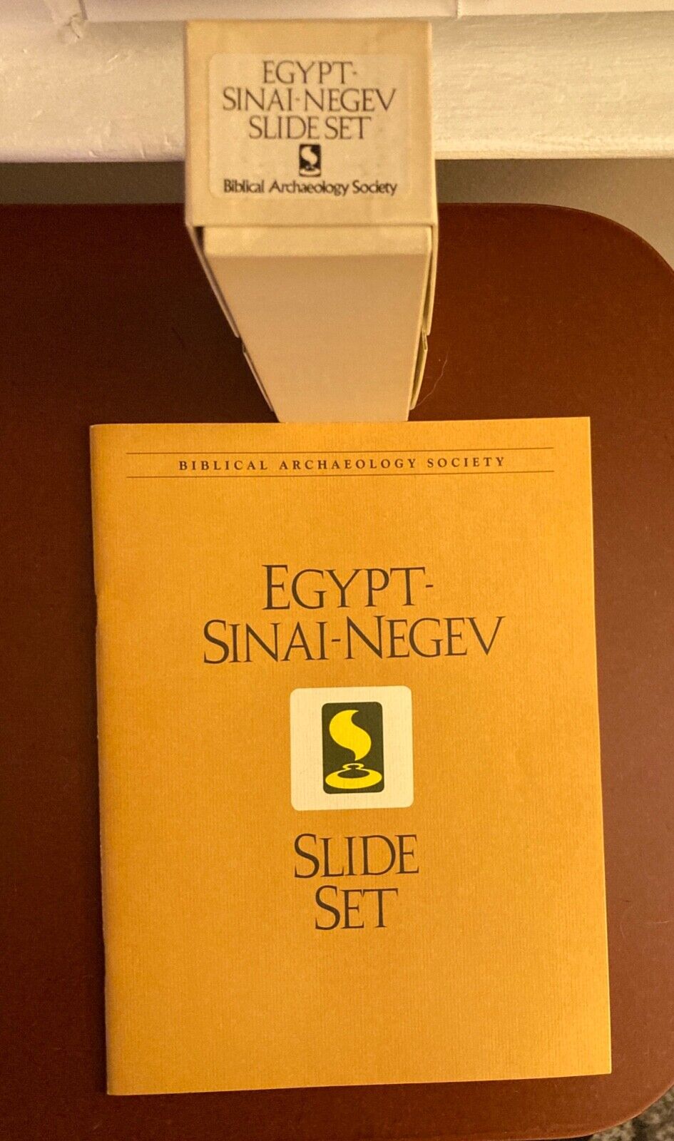 35 MM Biblical Archaeology Society 142 Slide Set  Egypt-Sinai-Negev with guide.